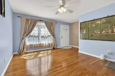 148 Karatzas Avenue, Manchester, NH 03104 - Photo 5