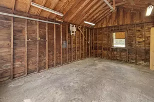 216 Fremont St, Manchester, NH 03103 - Photo 39