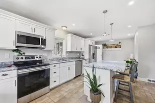 216 Fremont St, Manchester, NH 03103 - Photo 25