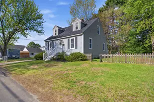 216 Fremont St, Manchester, NH 03103 - Photo 7