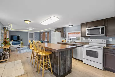 206 Friendship Avenue, Pembroke, NH 03275 - Photo 5