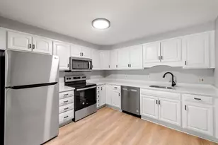 3 Pembroke Dr, Derry, NH 03038 - Photo 15