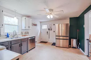 46 Windham Rd, Hudson, NH 03051 - Photo 13