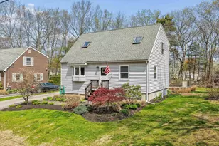 239 Wells St, Manchester, NH 03104 - Photo 1