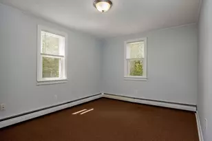 24 Putnam St, Claremont, NH 03741 - Photo 33