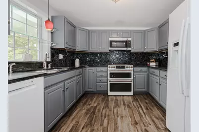 25 Stockholm Street, Manchester, NH 03104 - Photo 5
