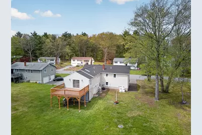 27 Townsend Avenue, Salem, NH 03079 - Photo 9