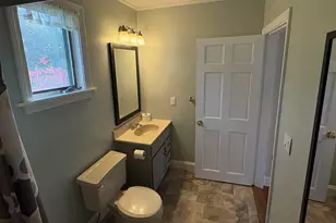 80 St Laurent St, Epping, NH 03042 - Photo 13