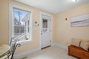 105 Brentwood Rd, Exeter, NH 03833 - Photo 5