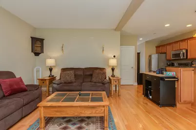 89 Woodview Way, Manchester, NH 03102 - Photo 17