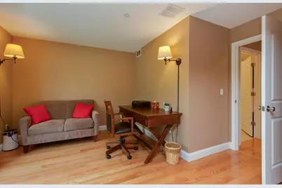 89 Woodview Way, Manchester, NH 03102 - Photo 35