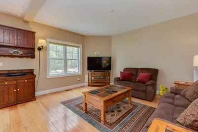 89 Woodview Way, Manchester, NH 03102 - Photo 19