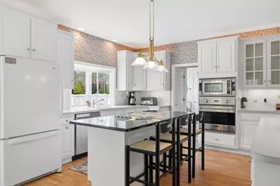 17 Village Drive, Atkinson, NH 03811 - Photo 9