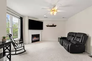 28 Andrew St, Manchester, NH 03104 - Photo 9