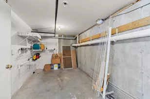 28 Andrew St, Manchester, NH 03104 - Photo 37