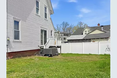 808 Grove Street, Manchester, NH 03103 - Photo 17