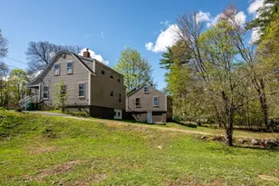 21 Dodge St, Rochester, NH 03867 - Photo 27