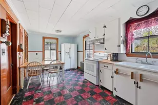 21 Dodge St, Rochester, NH 03867 - Photo 3