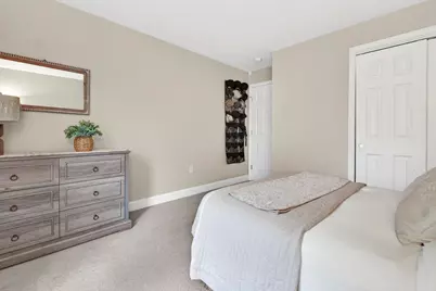 92 Eastern Avenue #202, Manchester, NH 03104 - Photo 7