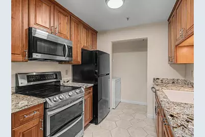 249 Hildred Drive, Burlington, VT 05401 - Photo 9