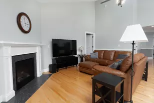 6 Anita Dr, Hudson, NH 03051 - Photo 9