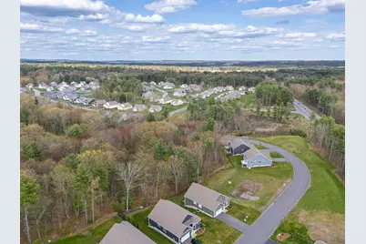 19 Pumpkin Patch Way, Londonderry, NH 03053 - Photo 47