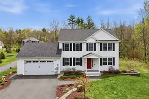 12 Sandybrook Dr, Raymond, NH 03077 - Photo 1