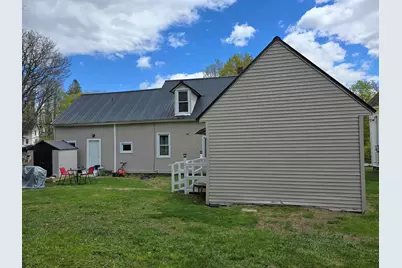 38 Summer Street, Newport, NH 03773 - Photo 5