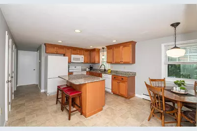 20 Alvirne Drive, Hudson, NH 03051 - Photo 7