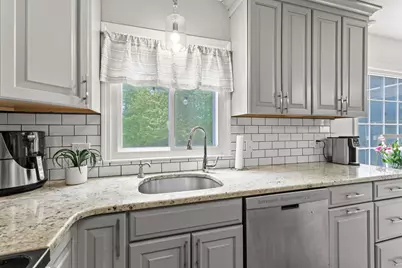 23 Hitching Post Lane, Bedford, NH 03110 - Photo 17