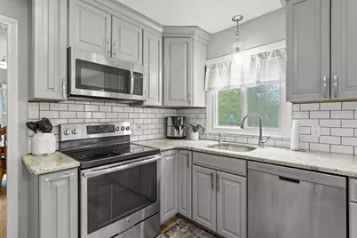 23 Hitching Post Lane, Bedford, NH 03110 - Photo 13