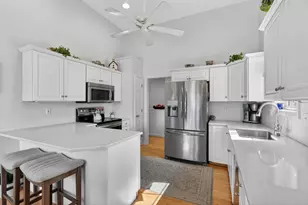 9 Marshview Cir, Seabrook, NH 03874 - Photo 7