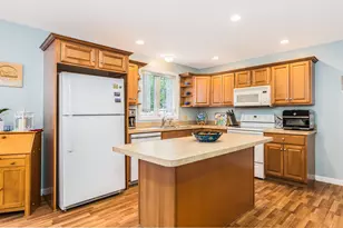 9 Vetter Ln, Rochester, NH 03867 - Photo 5
