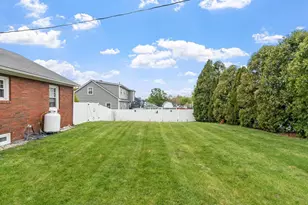 370 Reed St, Manchester, NH 03102 - Photo 27