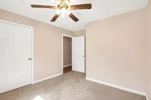 227 Lowell St, Rochester, NH 03867 - Photo 13