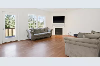 45 Windsewpt Road, Manchester, NH 03109 - Photo 11