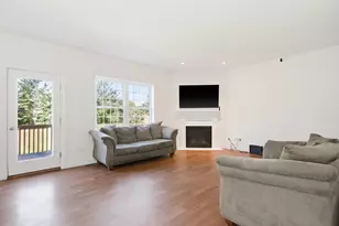 45 Windsewpt Rd, Manchester, NH 03109 - Photo 11