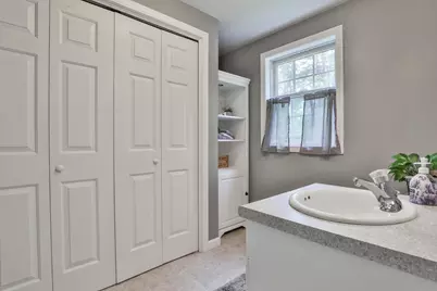 713 Raymond Road, Chester, NH 03036 - Photo 7