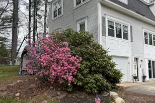 4 Sunset Dr, Londonderry, NH 03053 - Photo 3