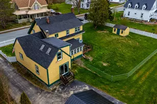 7 Pleasant St, Lancaster, NH 03584 - Photo 5