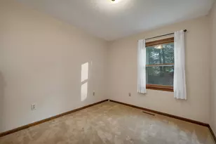 20 Birch Dr, Newmarket, NH 03857 - Photo 33