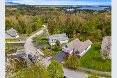 100 Sterling Drive, Laconia, NH 03246 - Photo 13