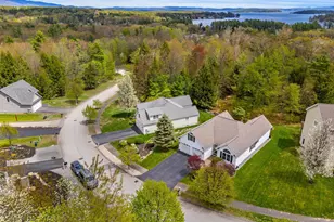 100 Sterling Dr, Laconia, NH 03246 - Photo 13