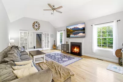 84 Juniper Circle, Auburn, NH 03032 - Photo 11