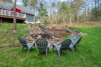 8 Greenwood Road, Weare, NH 03281 - Photo 15