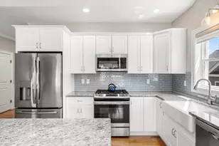 7 Catalpa Rd, Salem, NH 03079 - Photo 7