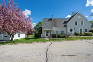 27B Apple Tree Dr, Goffstown, NH 03045 - Photo 3