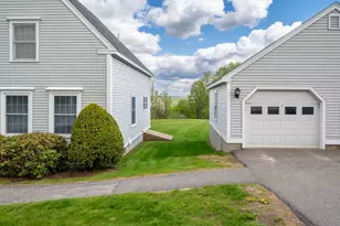 27B Apple Tree Dr, Goffstown, NH 03045 - Photo 5