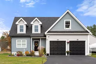 3 Kibrel Ct, Sandown, NH 03873 - Photo 1