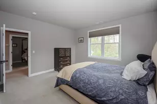 37 Redwood Way, Manchester, NH 03102 - Photo 23